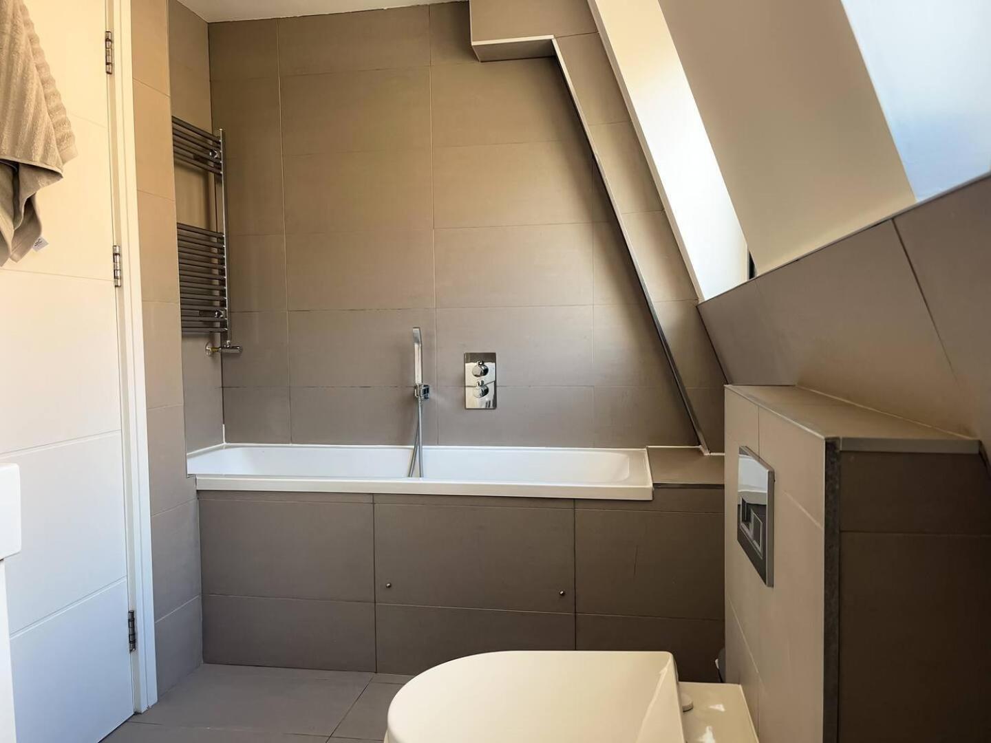 Omega Terrace, Luxury Modern Interior, Located Close To Alexandra Palace Londres Exterior foto
